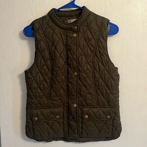 La Lavon women’s hunter green puffy vests